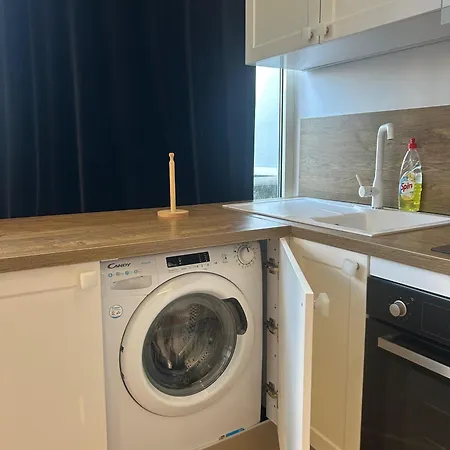 Maison Komuna Tirana